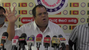 පාර්ලිමේන්තුවේ 225න් 99කටම බාර් ලයිසන්