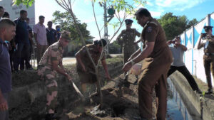 ශ්‍රී ලංකා පොලිසියට වසර 154ක් පිරීම නිමිත්තෙන් රුක් රෝපණ වැඩසටහනක්