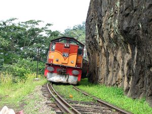 colombo to kandy train