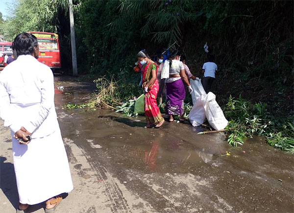 ක්ලින් ශ්‍රිලංකා වැඩ සටහනට සමගාමිව හැටන් පොදු වෙළදපල ප්‍රදේශය සුද්ධ පවිත්‍ර කිරිමට පියවර